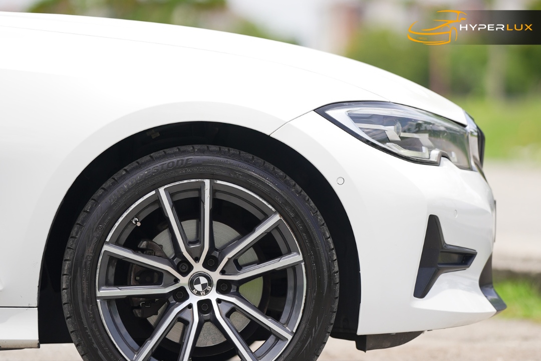 BMW 320i G20 (White) - Image 9