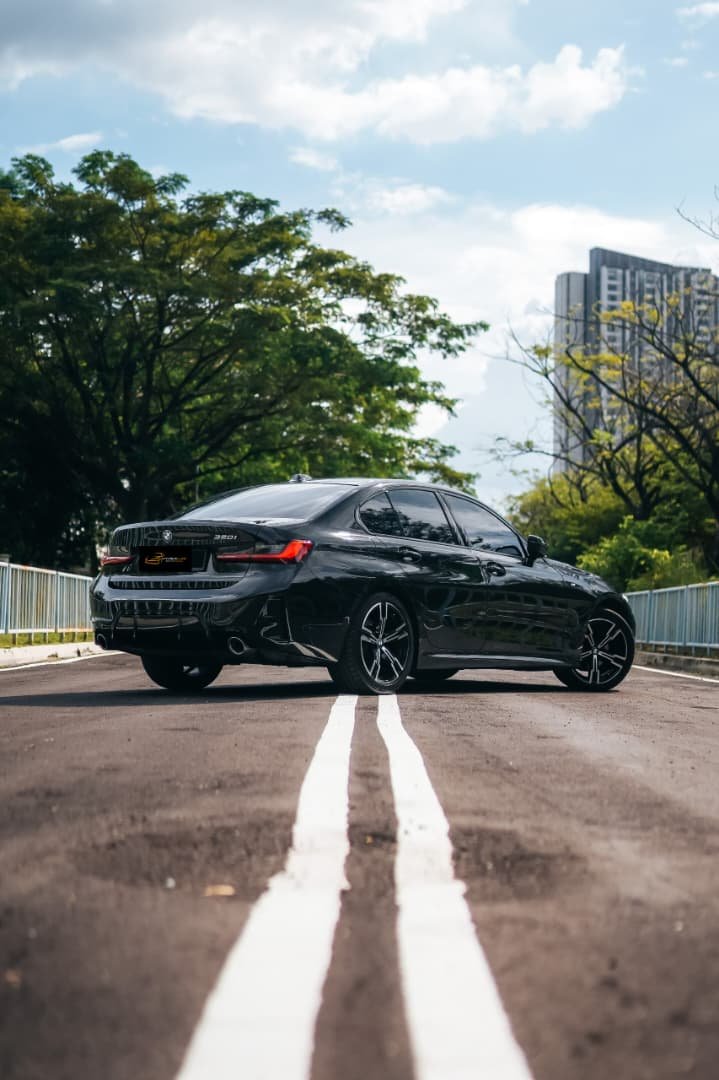 BMW 320i G20 (Black) - Image 6