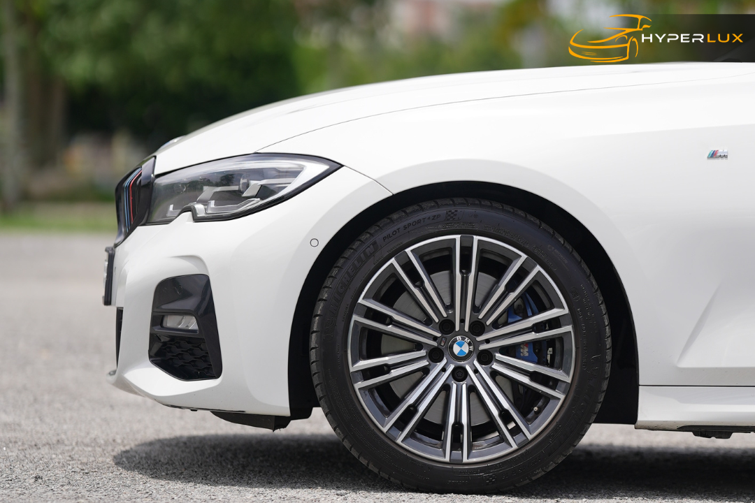 BMW 330i G20 (White) - Image 4