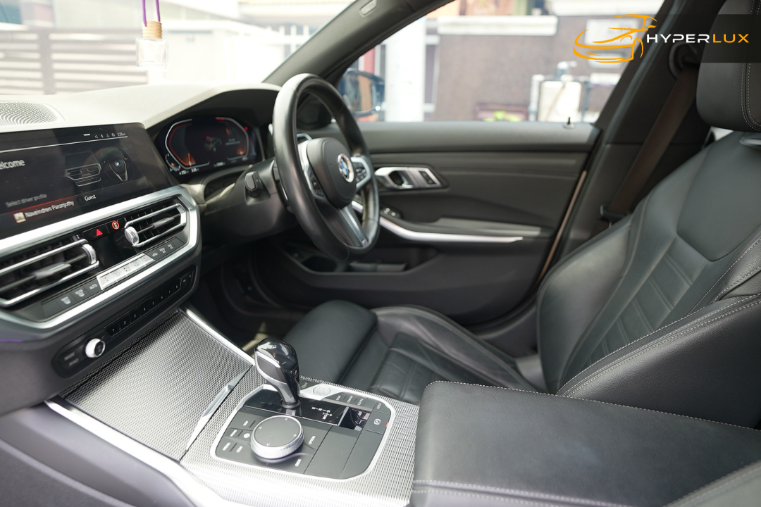 BMW 330i G20 (White) - Image 10