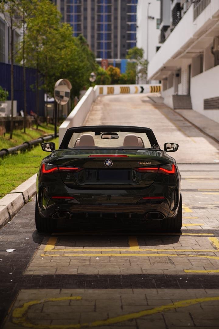 BMW 440i Convertible (Green) - Image 5