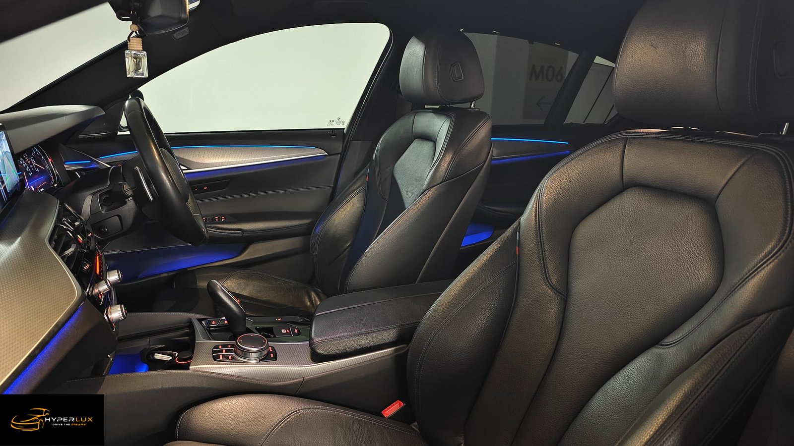 BMW 530i G30 (Black) - Image 10