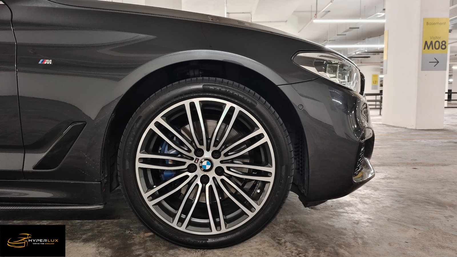 BMW 530i G30 (Black) - Image 5