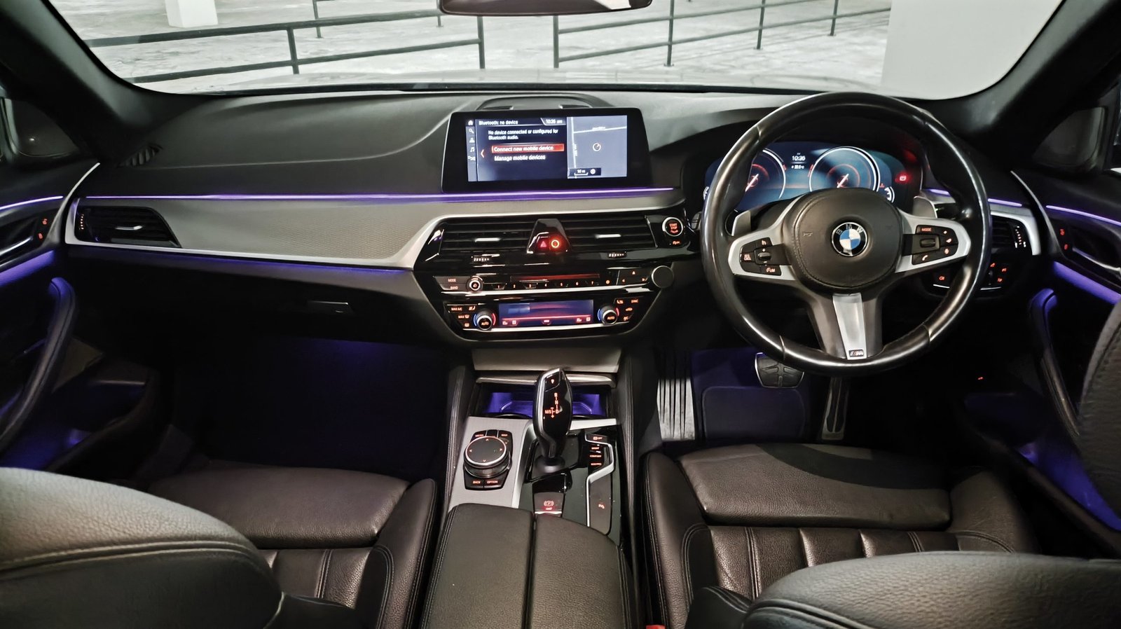 BMW 530i G30 (White) - Image 12