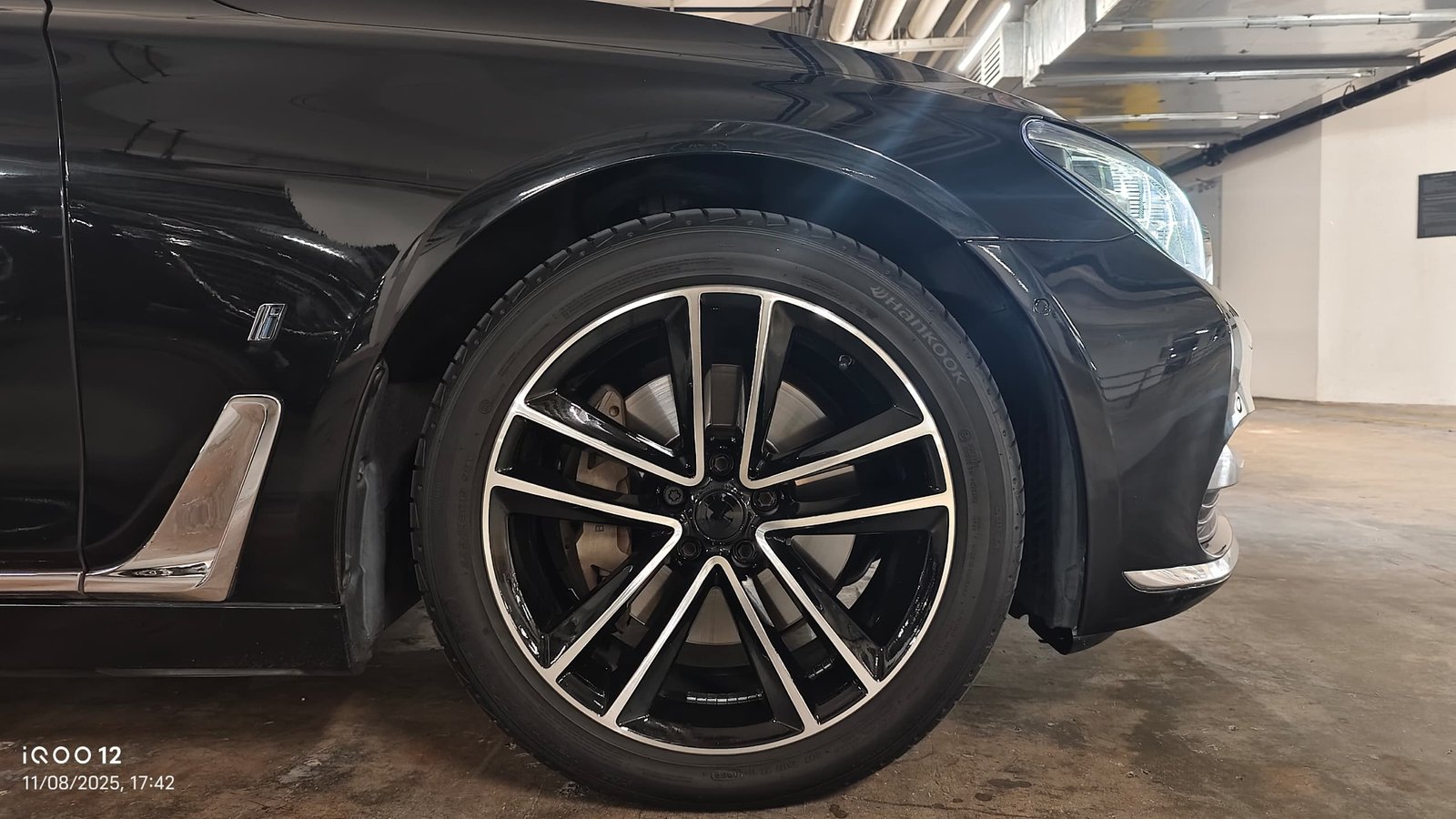 BMW 740Le G12 (Black) - Image 5
