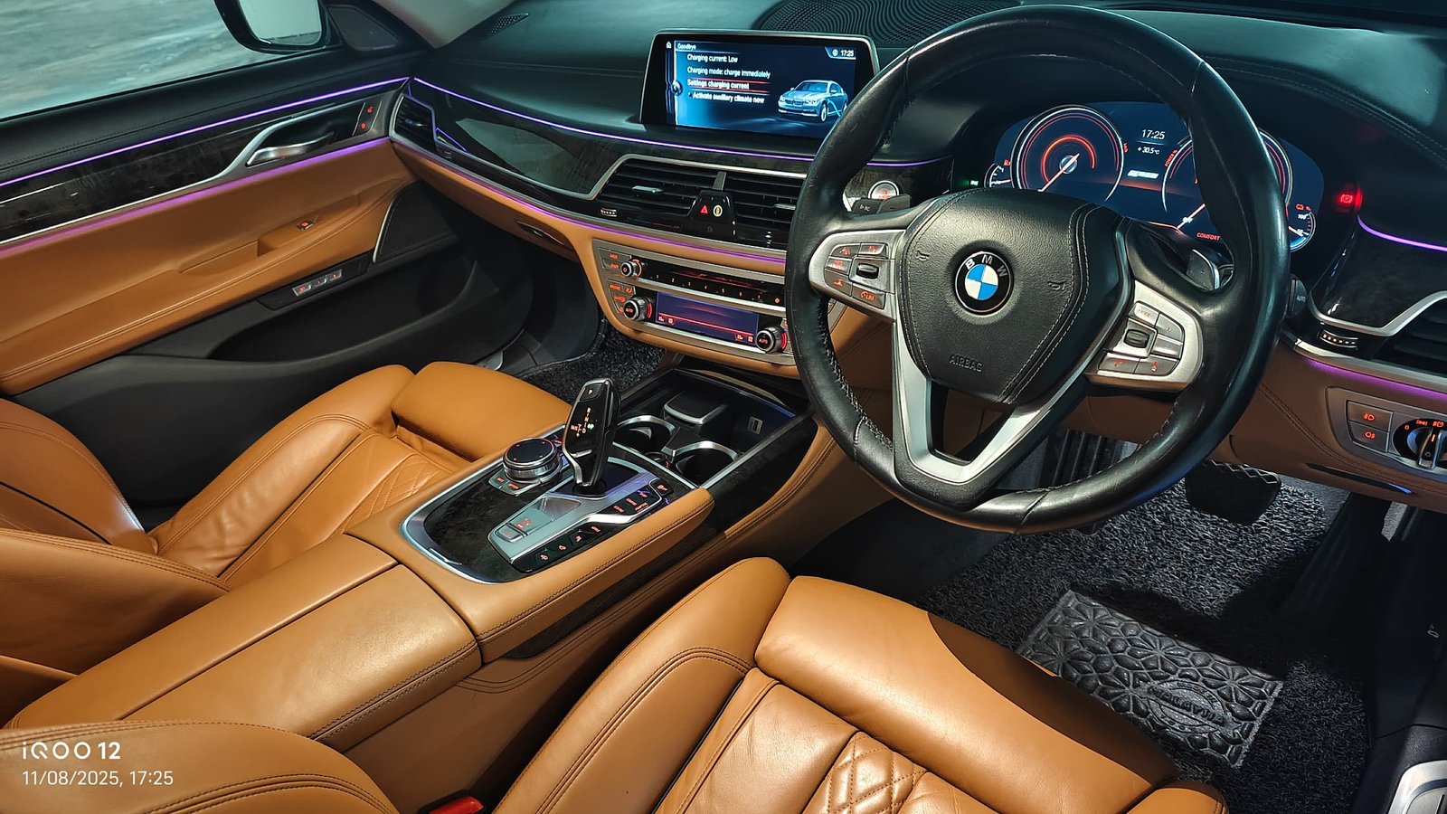 BMW 740Le G12 (Black) - Image 9