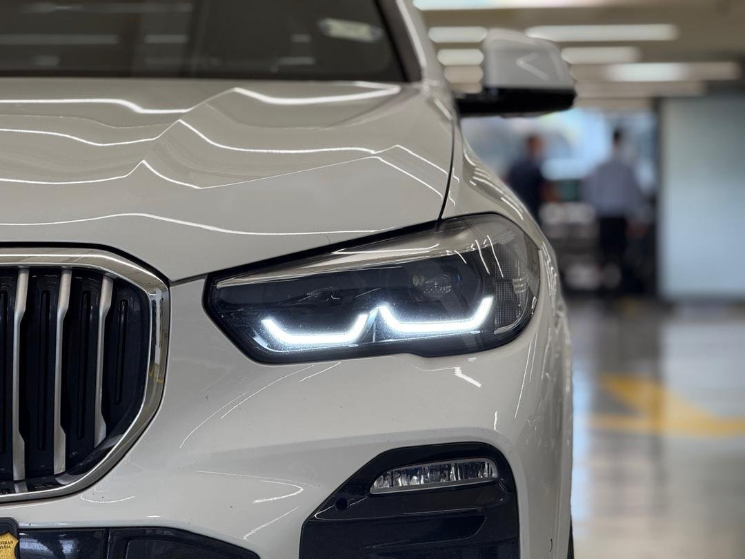 BMW X5 G18 (White) - Image 3