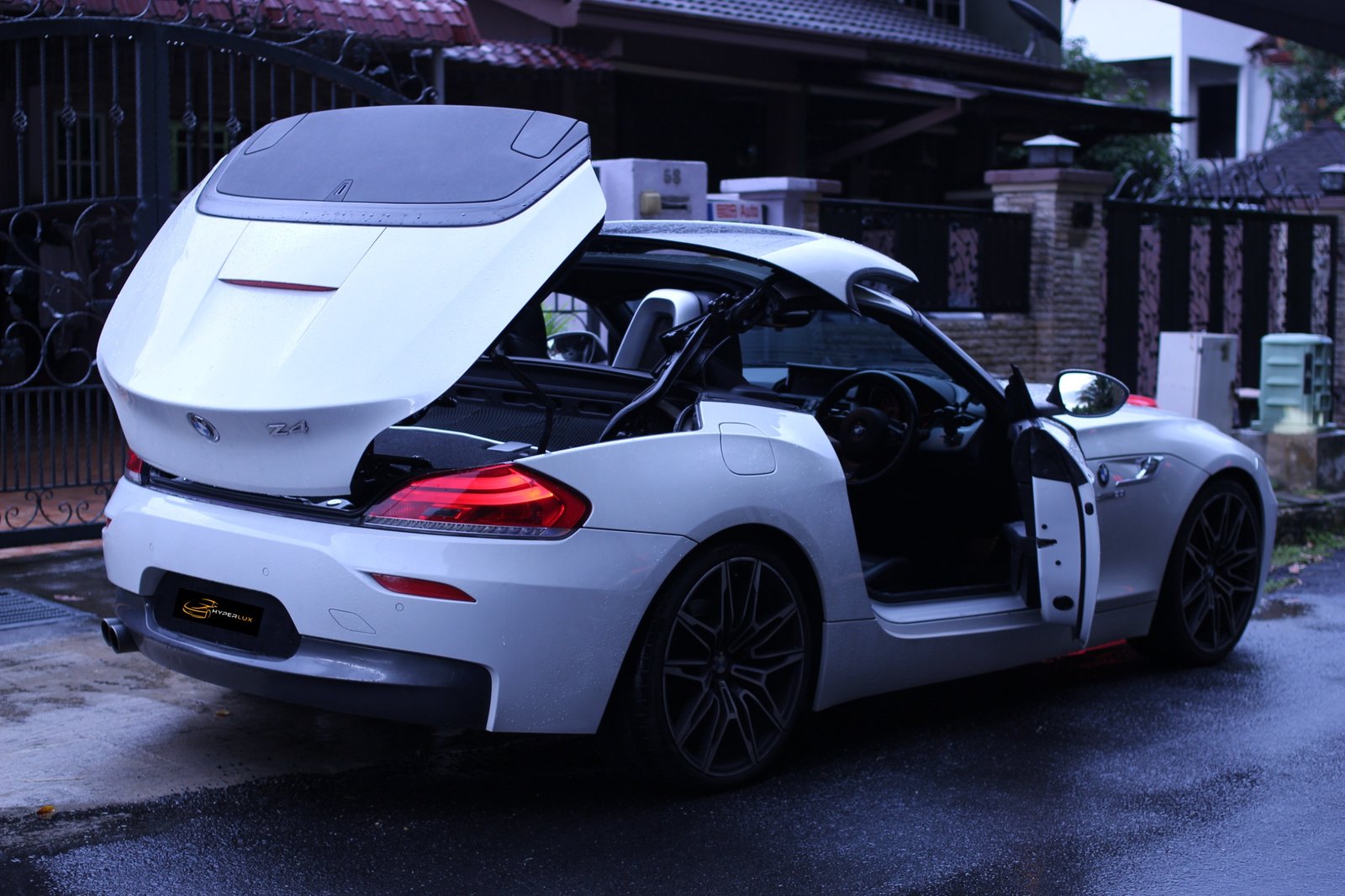 BMW Z4 (E89) (White) - Image 11