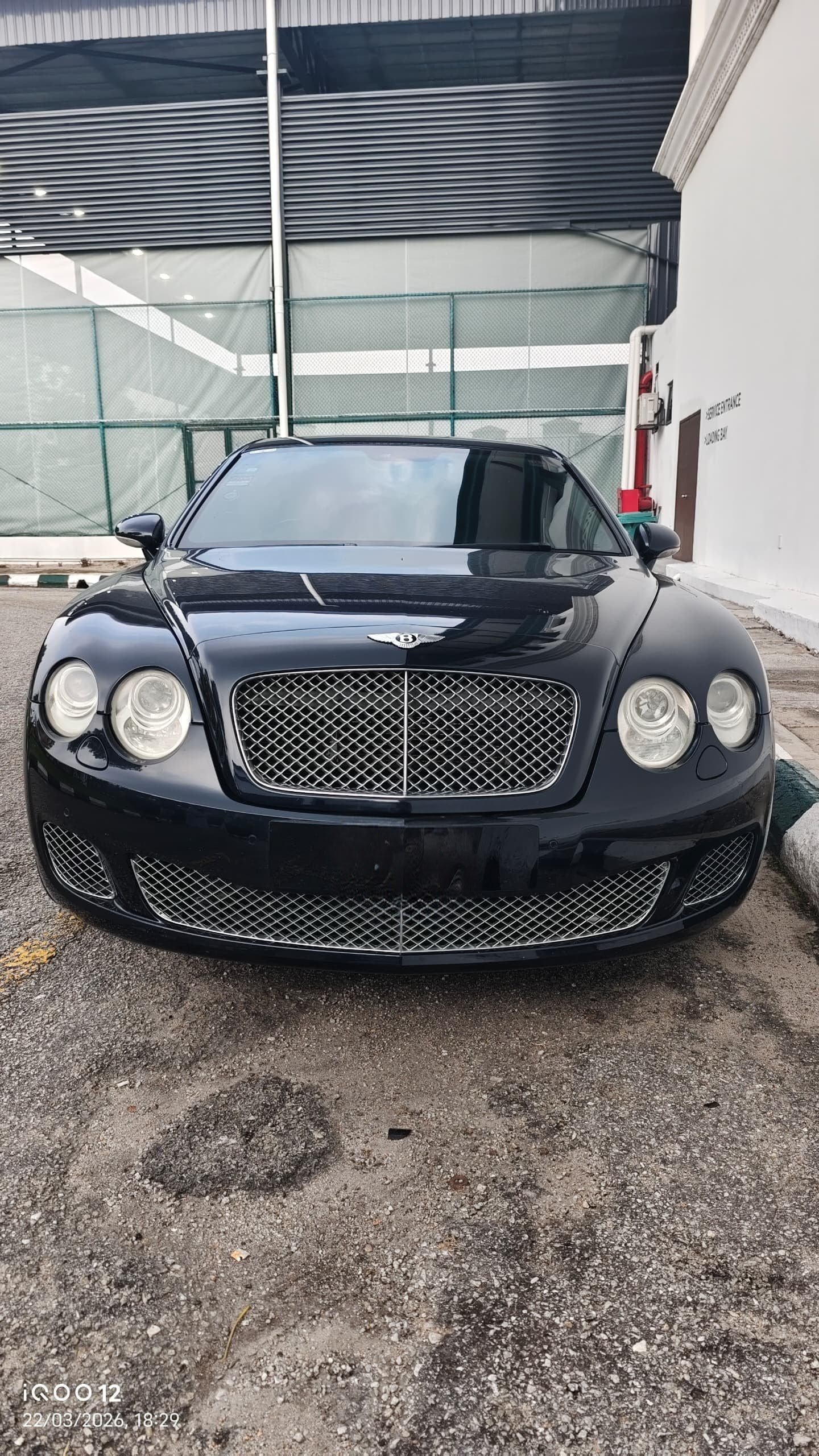Bentley Continental Flying Spur (Black) - Image 3