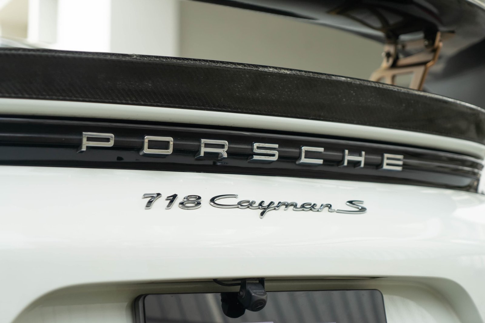 Porsche 718 Cayman S (GT4 Bodykit) (White) - Image 11