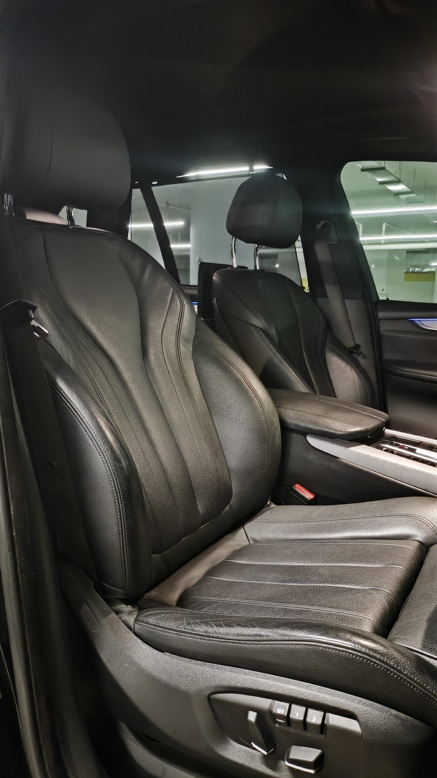BMW X5 F15 (Midnight Blue) - Image 11