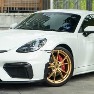 Porsche 718 Cayman S (GT4 Bodykit) (White)