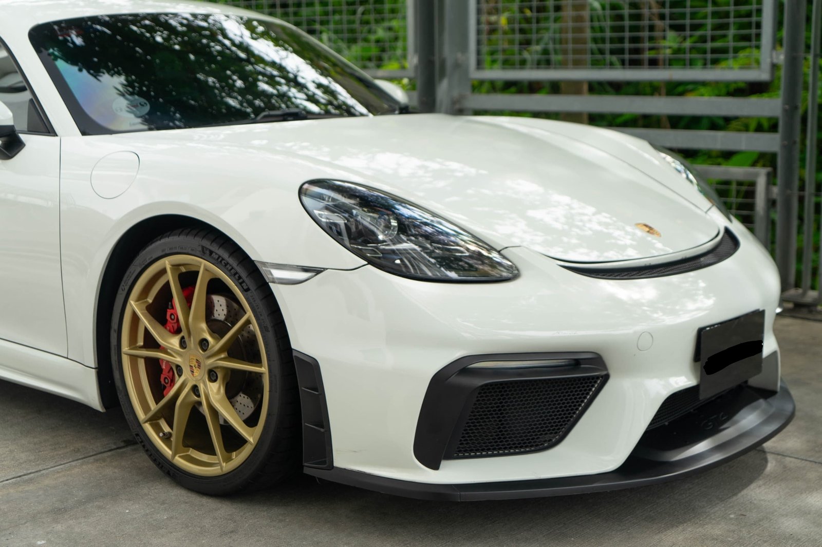 Porsche 718 Cayman S (GT4 Bodykit) (White) - Image 2