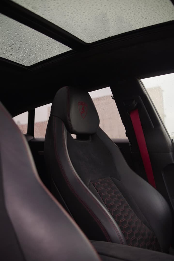 Lamborghini Urus (Red) - Image 17
