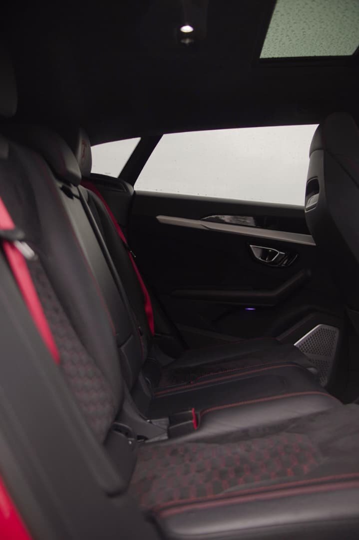 Lamborghini Urus (Red) - Image 21