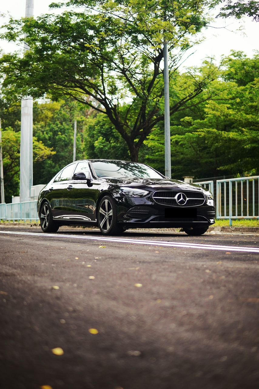 Mercedes Benz C200 W206 (Black) - Image 2