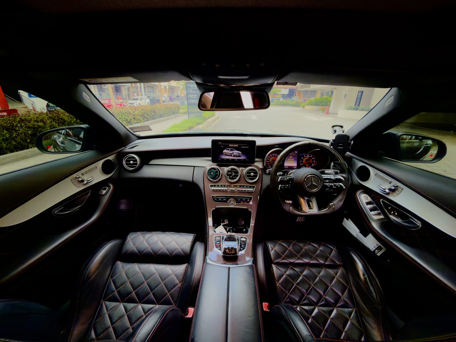 Mercedes Benz C63 AMG (Silver) - Image 17