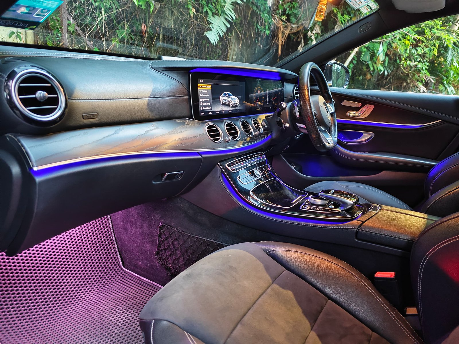 Mercedes Benz E250 W213 (Black) - Image 8