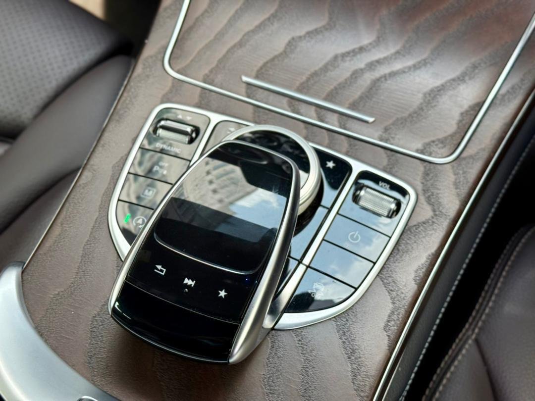 Mercedes Benz GLC200 X253 (Silver) - Image 13