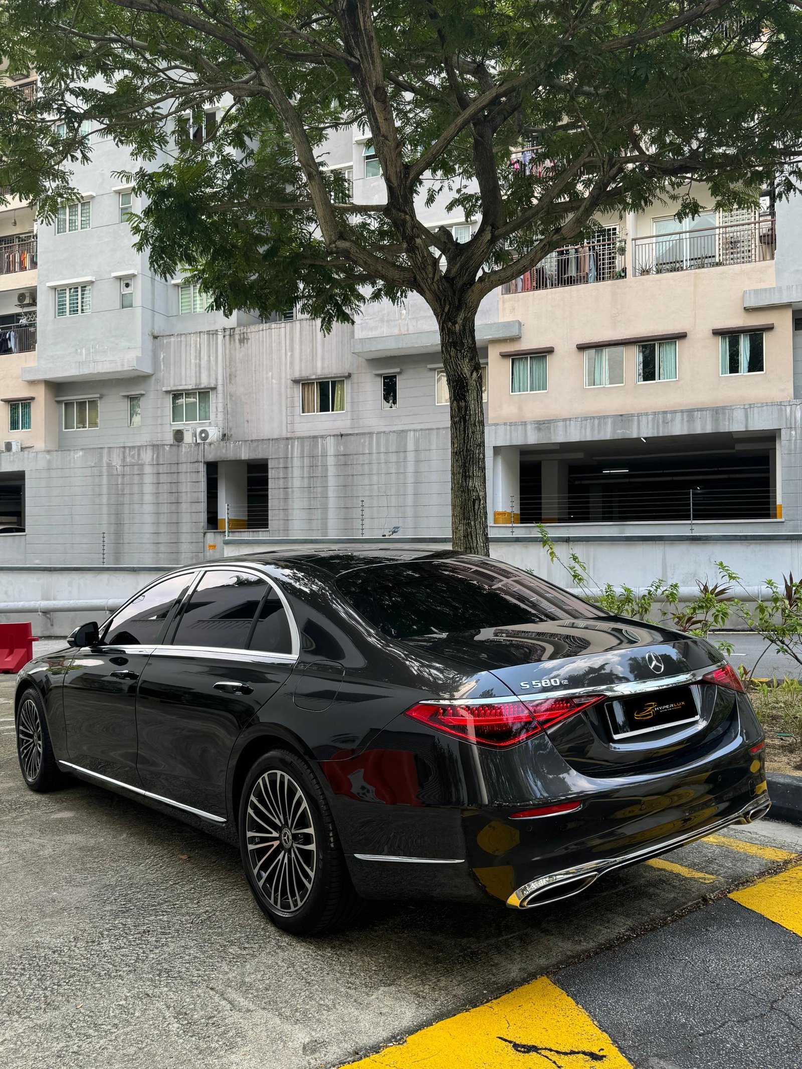 Mercedes Benz S580e V223 (Black) - Image 7