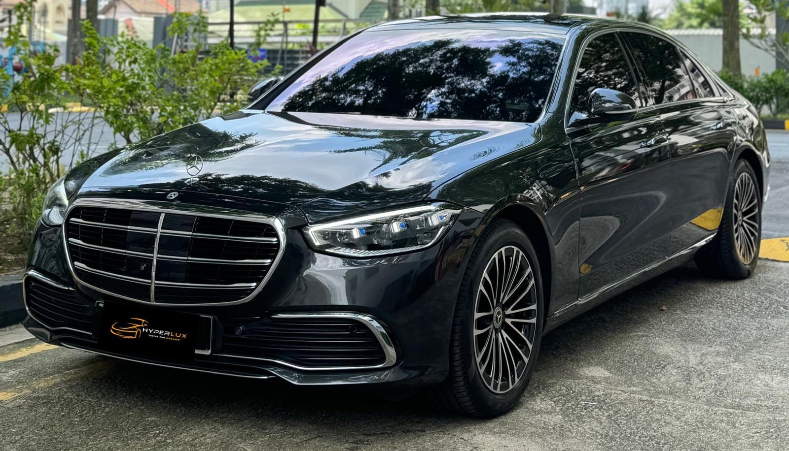 Mercedes Benz S580e V223 (Black)