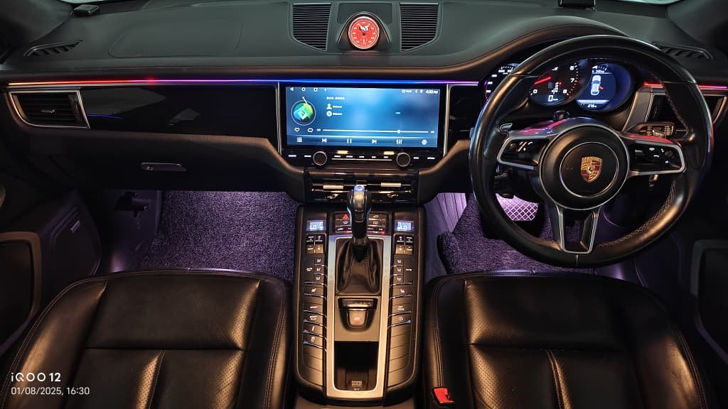 Porsche Macan S - Image 7