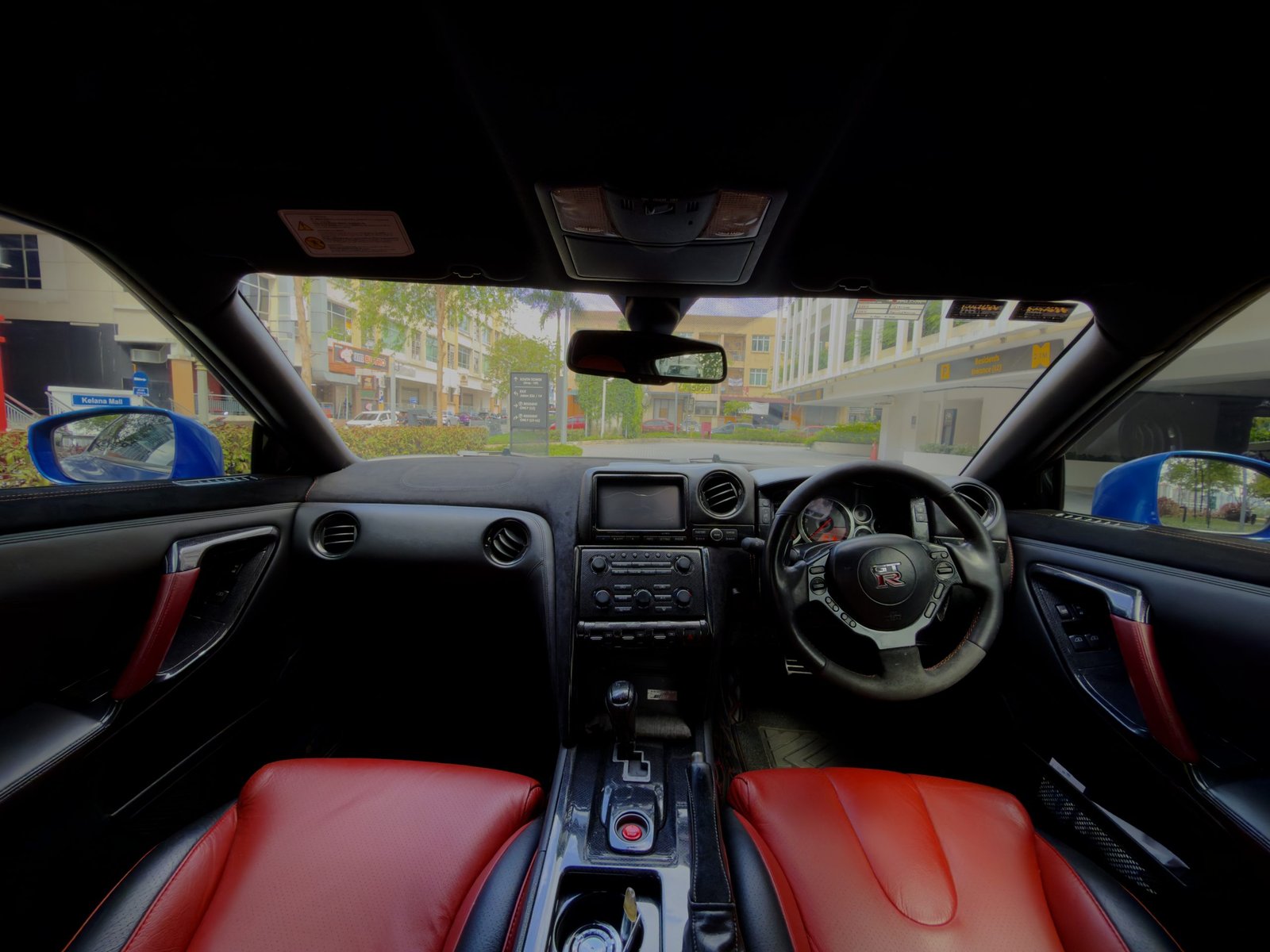 Nissan GTR R35 - Image 8