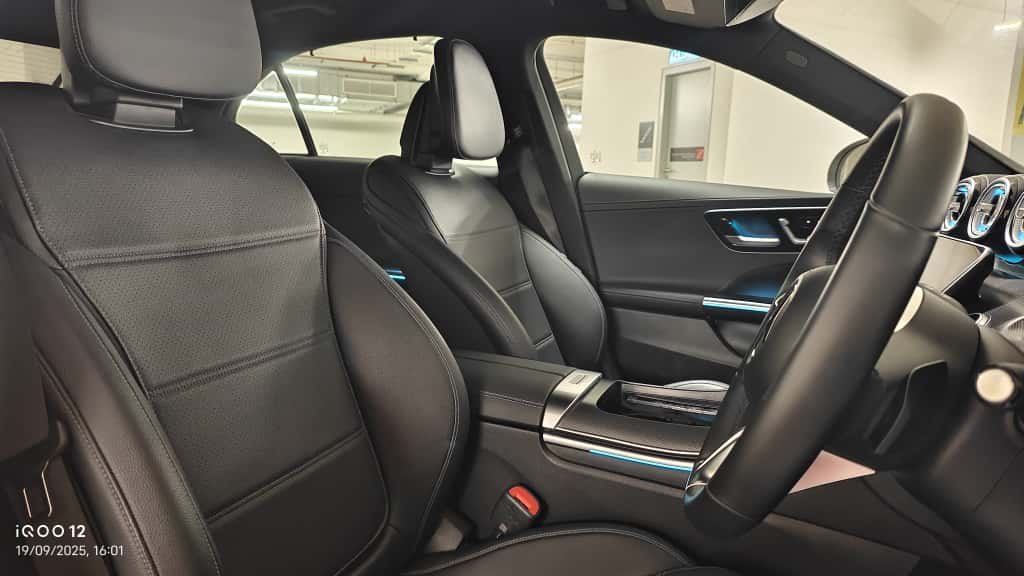 Mercedes Benz C200 W206 (White) - Image 6