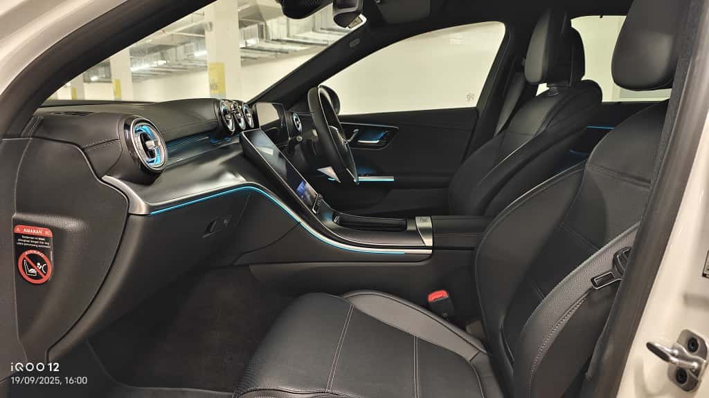 Mercedes Benz C200 W206 (White) - Image 9